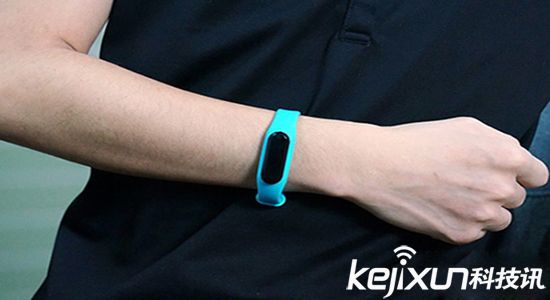 同樣為健康 愛魔客手環比<a href=/tags/54-0.html target=_blank class=infotextkey>小米</a>手環2性價比更高