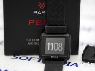 英特爾Basis Peak智能手表發熱嚴重 變身“燙手寶”