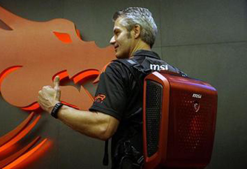 VR眼鏡便攜式PC背包來(lái)襲 移動(dòng)高效VR初顯現(xiàn)