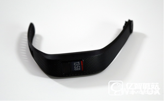 佳明Vivofit 3:一款體面的運動手環