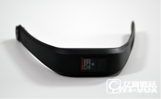 佳明Vivofit 3:一款體面的運動手環