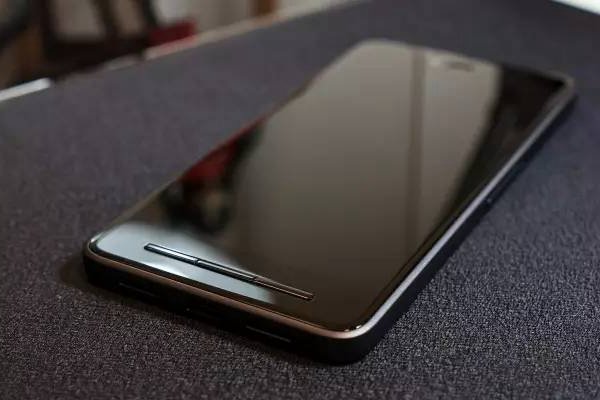 什么手機最保值？ iPhone用一年賣了還能換安卓旗艦！