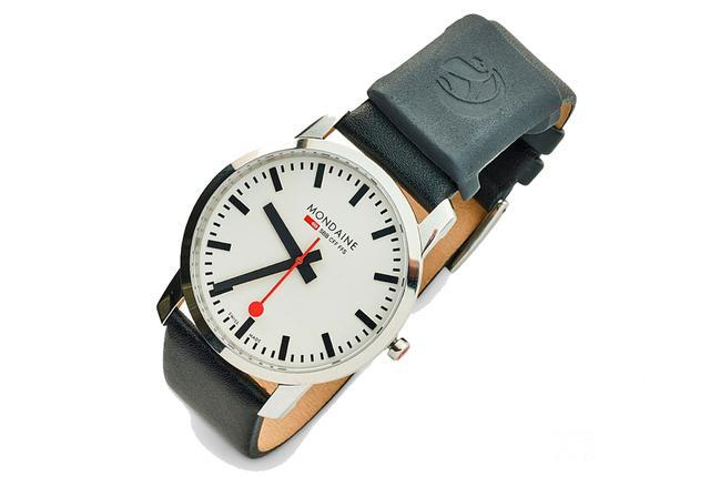 你見過能進(jìn)行移動(dòng)支付的傳統(tǒng)手表嗎？