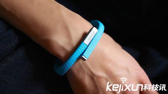 太可怕了!智能手環竟然可以泄露銀行卡密碼!