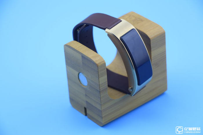 華為手環B3深度評測 甩小米手環2好多條街