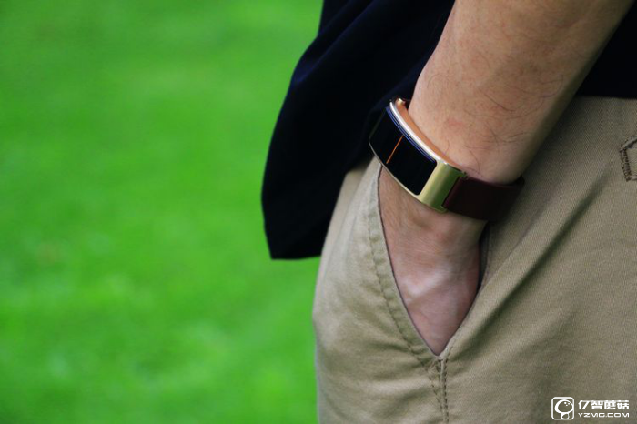 華為手環B3深度評測 甩小米手環2好多條街