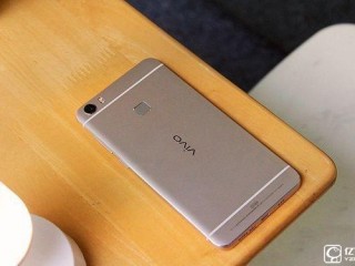 vivo xplay5和紅米Pro區別對比評測