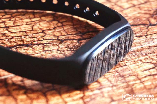 bong 3 HR智能手環(huán)首發(fā)開(kāi)箱評(píng)測(cè) 169的價(jià)格和<a href=/tags/54-0.html target=_blank class=infotextkey>小米</a>手環(huán)2比怎樣?