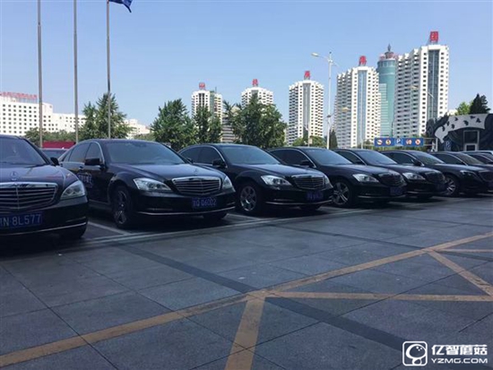 紅米Pro發(fā)布會(huì)要火：給網(wǎng)紅主播配奔馳專用車