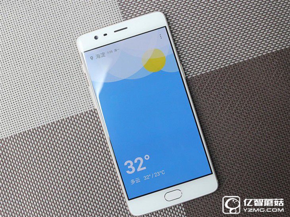 八月購(gòu)機(jī)必看 近期線上熱銷機(jī)型盤點(diǎn) 