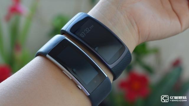 三星Gear Fit2手環(huán)、微軟Band 2手環(huán)對比評測