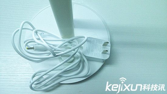 小米米家臺燈體驗評測:現(xiàn)代主義智能臺燈