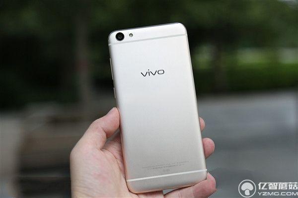 八月旗艦機(jī)哪款好 2016年8月值得買的旗艦手機(jī)推薦