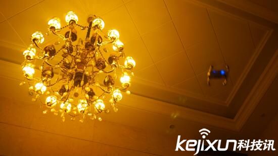 真能“收入囊中”的無(wú)人機(jī)――DOBBY口袋無(wú)人機(jī)