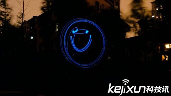 真能“收入囊中”的無人機――DOBBY口袋無人機