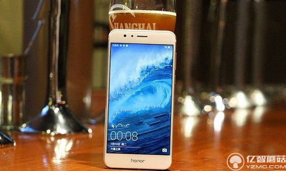 榮耀8 4G+手機推薦