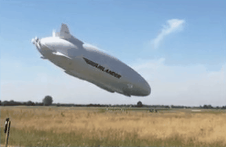 飛天屁股的“屁股”高高翹起：上演史上最慢墜機