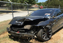 特斯拉又陷風波:自動駕駛再出事故!