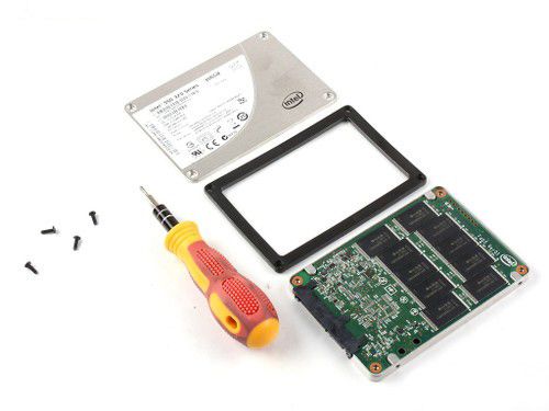 固態(tài)硬盤內(nèi)部