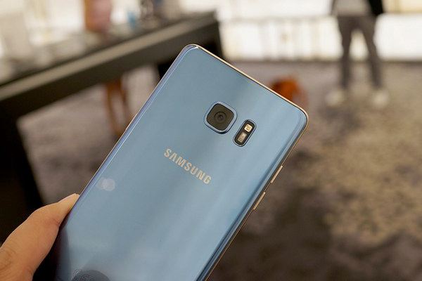 三星Note7變“手榴彈” 兩次爆炸后暫緩出貨