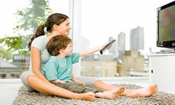 你家的電視機多久沒開了?被遺忘的電視在“呼喚”主人