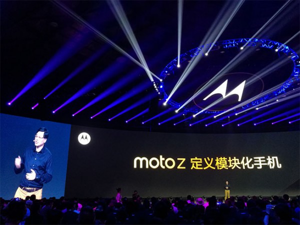 谷歌向左聯想向右 Moto Z模塊化手機路在何方?