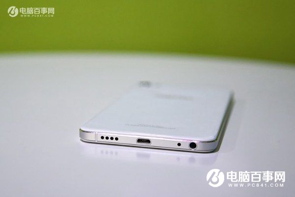 魅藍(lán)U20好看嗎？魅藍(lán)U20外觀評測