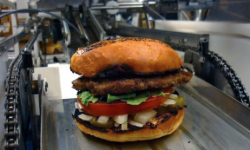 信不信:這些機(jī)器人會(huì)讓人類廚師失業(yè)