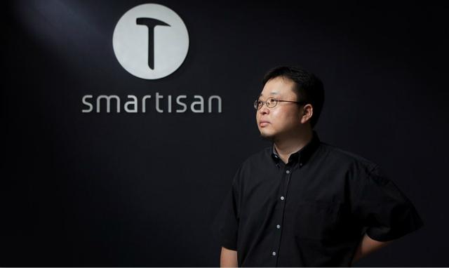 錘粉再將羅永浩告上法庭 稱(chēng)老羅讓這世界更惡心了一點(diǎn)