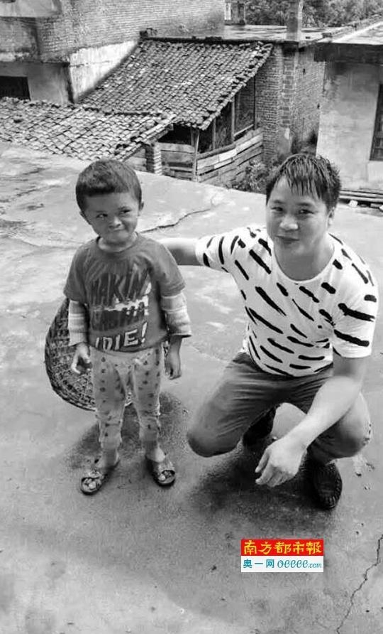 網(wǎng)友集體憤怒:網(wǎng)紅“小馬云”被商家惡意炒作