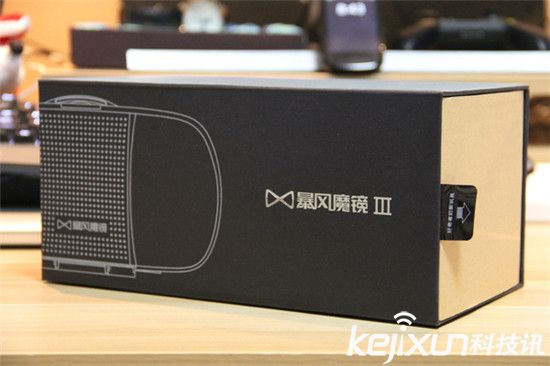 國內VR廠家相繼裁員 VR行業出路在何方?