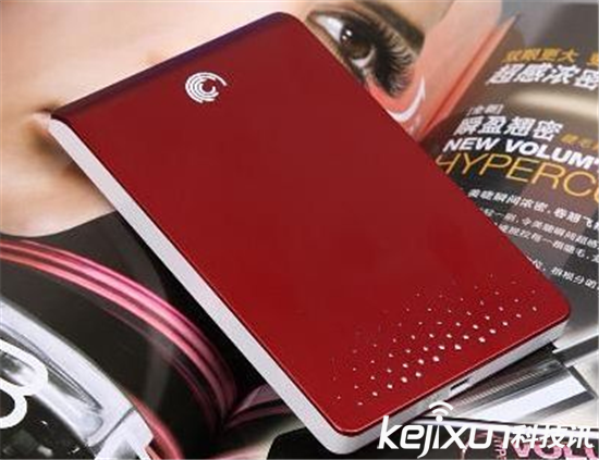 希捷推出新移動硬盤 容量超大傳輸速度快