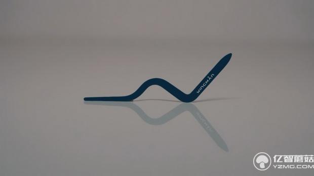 襯衫領子塌太猥瑣?戴上這個棍兒讓領子硬起來