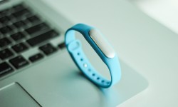 小米手環新增微信紅包提醒功能:再也不怕手慢無