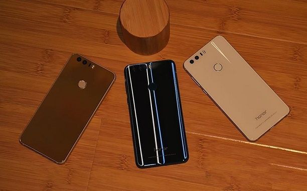 國產<a href=/mobile/ target=_blank class=infotextkey>手機</a>哪個好用 8款2016國產旗艦手機推薦