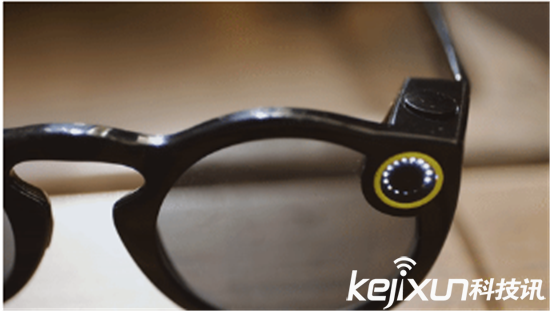 Spectacles可拍照眼鏡 瞬間席卷美國網絡