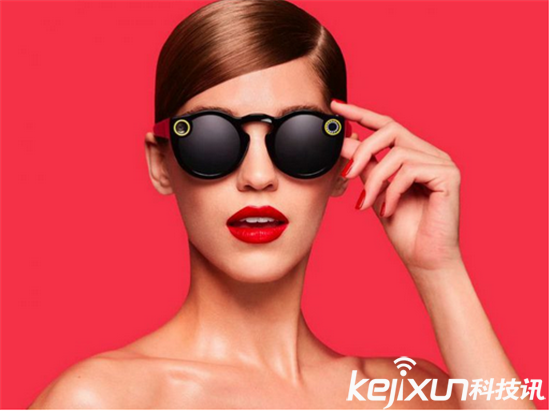 Spectacles可拍照眼鏡 瞬間席卷美國網絡