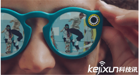Spectacles可拍照眼鏡 瞬間席卷美國網絡