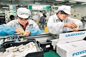 富士康正在商談赴美投資 蘋果iPhone真要轉(zhuǎn)美國生產(chǎn)?