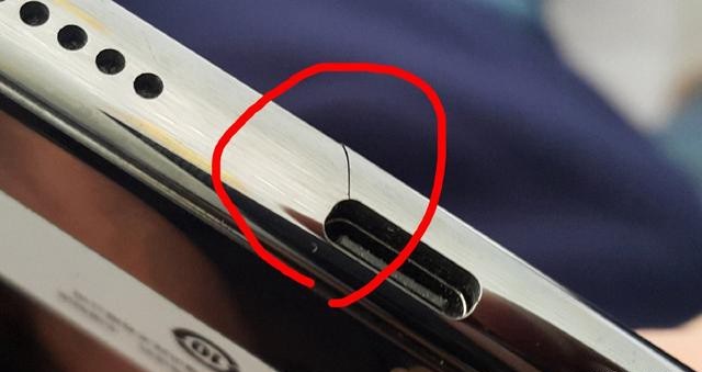 網友不滿小米售后：要學習老羅 打砸小米MIX