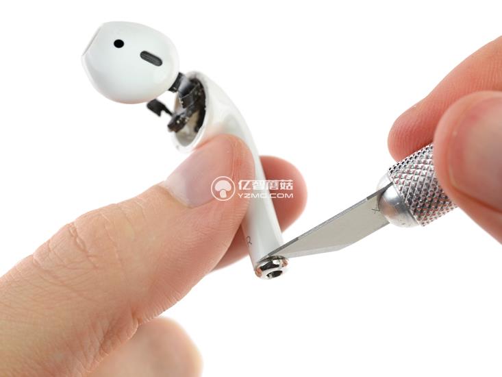 AirPods做工怎么樣 AirPods無(wú)線耳機(jī)拆機(jī)圖解評(píng)測(cè)