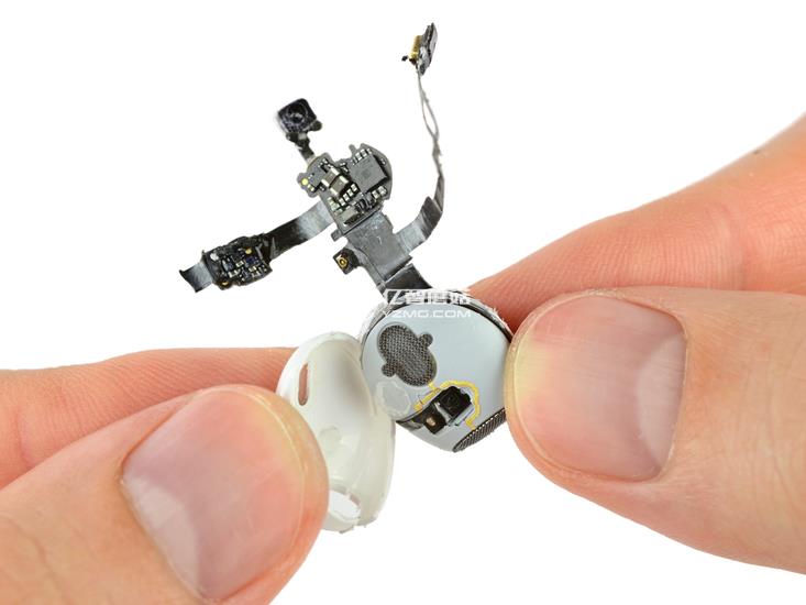 AirPods做工怎么樣 AirPods無(wú)線耳機(jī)拆機(jī)圖解評(píng)測(cè)