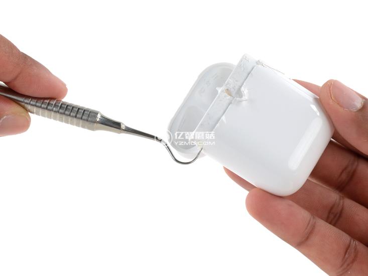 AirPods做工怎么樣 AirPods無(wú)線耳機(jī)拆機(jī)圖解評(píng)測(cè)