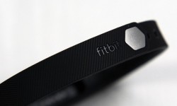 Fitbit Flex 2智能手環評測:可以戴著去游泳