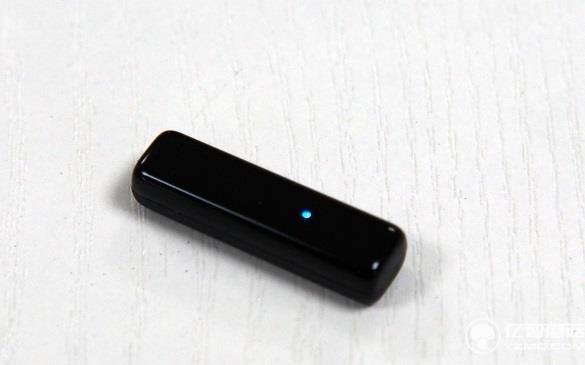 Fitbit Flex 2智能手環評測:支持游泳記錄 Fitbit Flex 2智能手環評測:支持游泳記錄