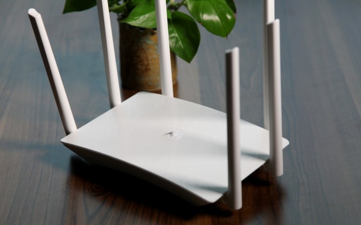 Moto摩路由發布摩路由M2,主打雙頻雙Wi-Fi
