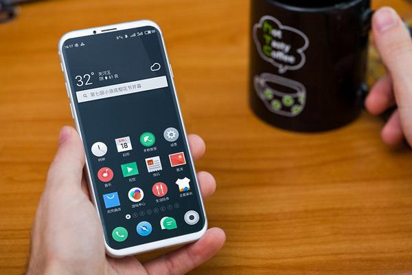 魅族全面屏<a href=/mobile/ target=_blank class=infotextkey>手機</a>呼之欲出 魅友：這簡直太美了！