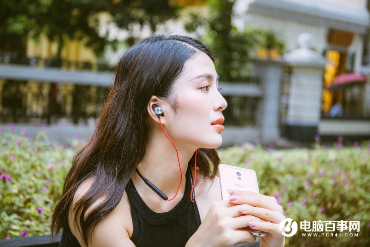 魅藍EP52耳機如何？魅藍EP52美女體驗圖賞