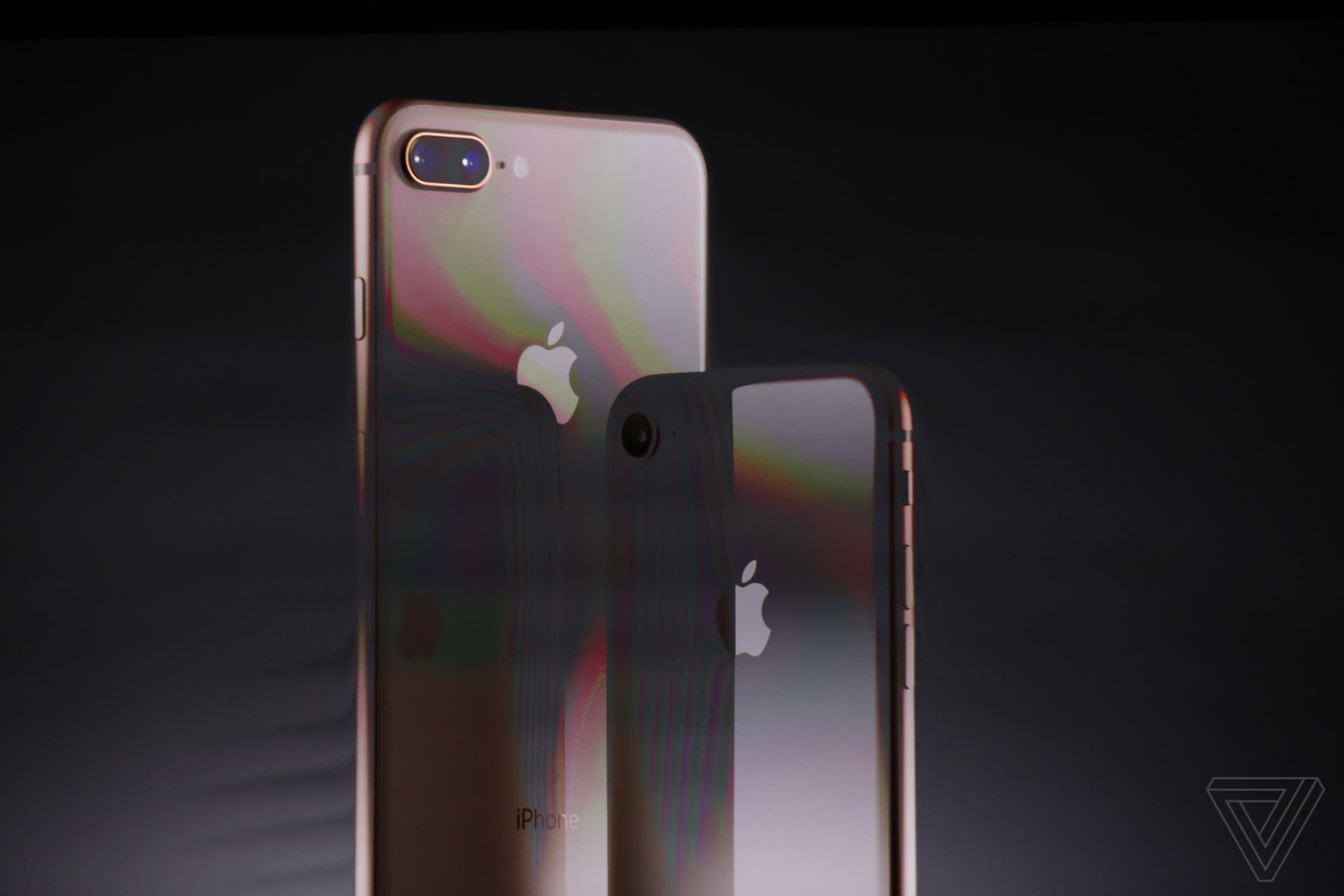 iPhone8/8 Plus正式發布:699美元起 9月22日上市