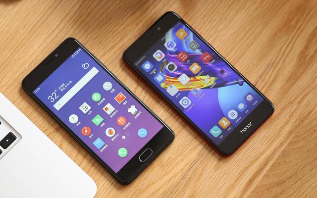 魅藍(lán)6對(duì)比榮耀V9 Play評(píng)測(cè) 魅藍(lán)6和榮耀V9 play哪個(gè)好?